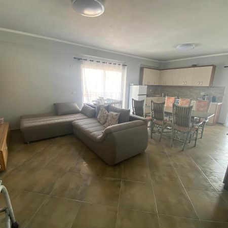 Saranda Relax Apartments Luaran gambar