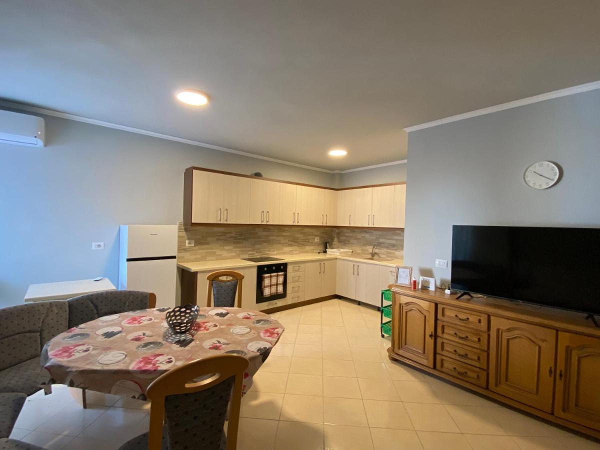 Saranda Relax Apartments Luaran gambar