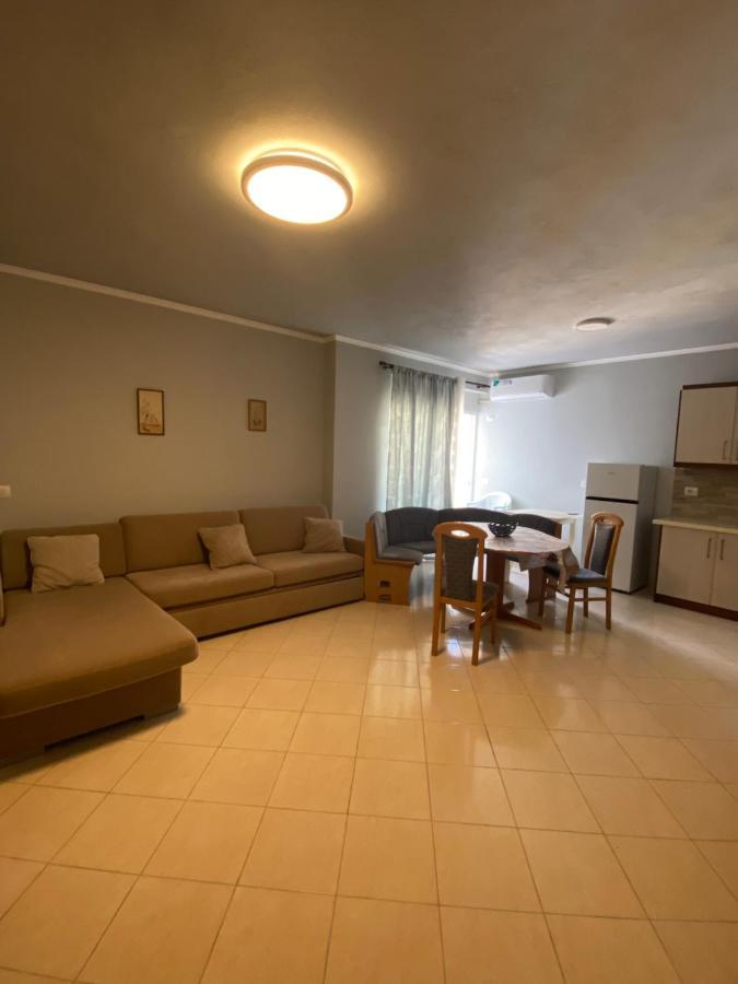 Saranda Relax Apartments Luaran gambar