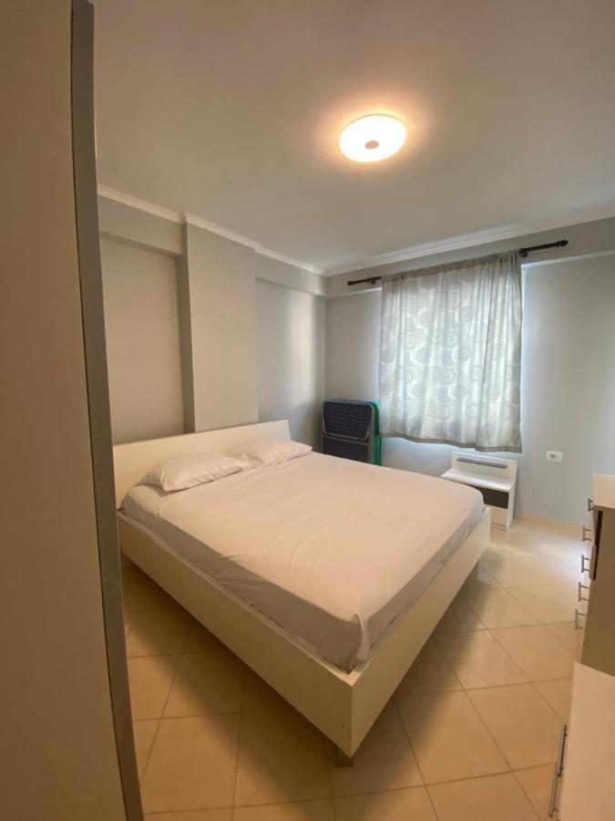 Saranda Relax Apartments Luaran gambar