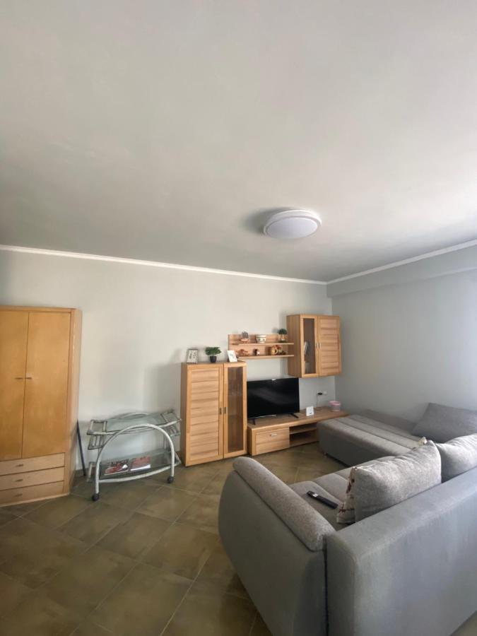 Saranda Relax Apartments Luaran gambar